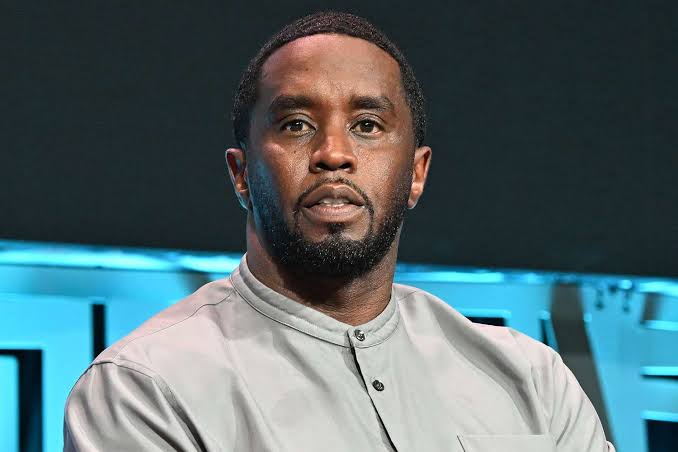 Former LAPD Detective Claims Diddy Ordered A $1M Hit On Tupac & Suge Knight