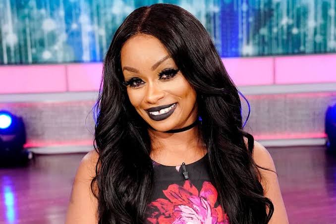 Tokyo Toni Shows Tia Kemp Her ‘Coochie’ On ‘Aunt Tea’ Podcast 