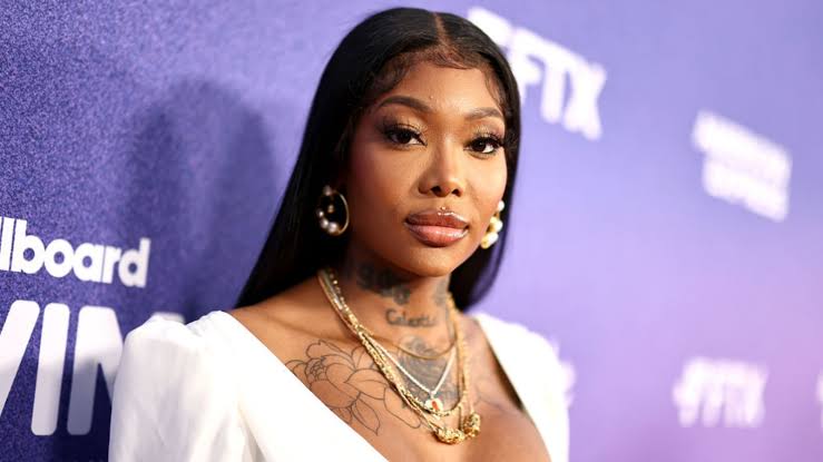 Summer Walker Confirms Break Up With Rapper Rico Recklezz