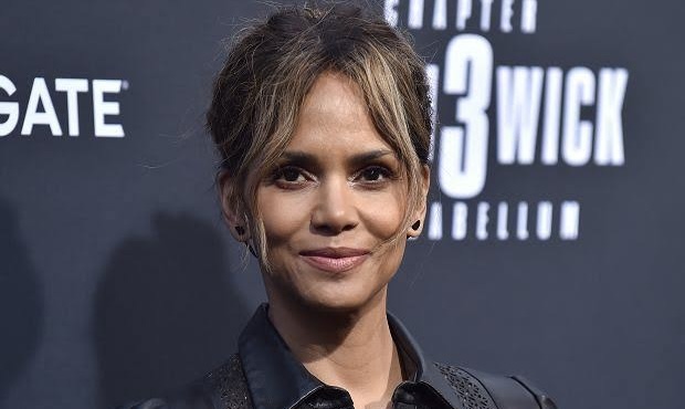 Halle Berry Shares Bedroom Video With Partner Van Hunt On Mother’s Day