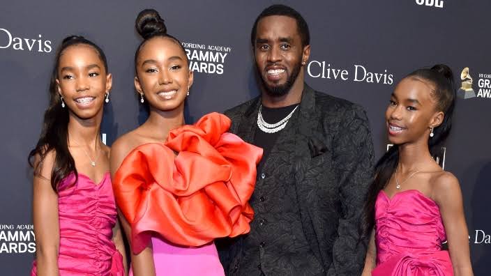 Diddy’s Daughters Left The Courtroom As Male Stripper Detailed Having Sex With Cassie While Diddy Masturbated