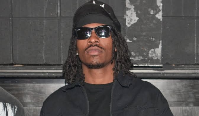Duke Dennis Kisses Deshae Frost’s Mom On The Lips At His Pool Party 